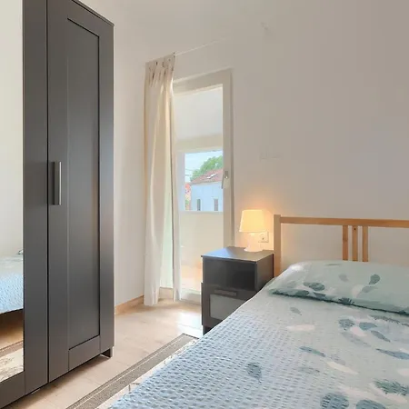 Leni Kringa Holiday home Kucici